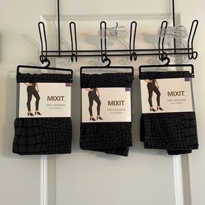 BNWT MIXIT LEGGINGS